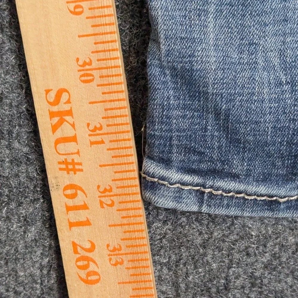 BKE Tyler Mens Straight Leg Jeans Blue Medium Wash Stretch AVS23100 Size 36x32